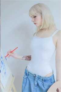 云芷景凌霄